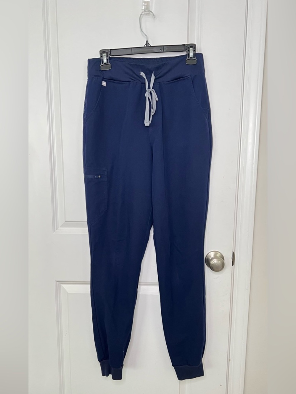 FIGS HW Zamora Jogger Scrub Pants Women’s Sz M/Tall Navy blue Nursing Uniform